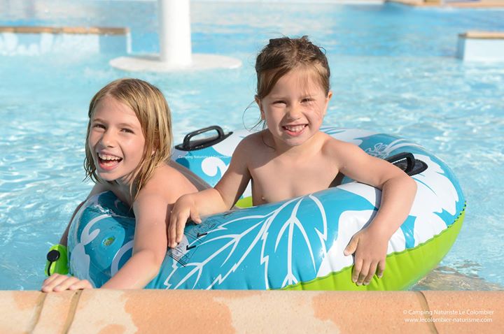 Visit Camping Naturiste Le Colombier in Saint-Martin-Lars-en-Sainte-Hermine  | Live the World