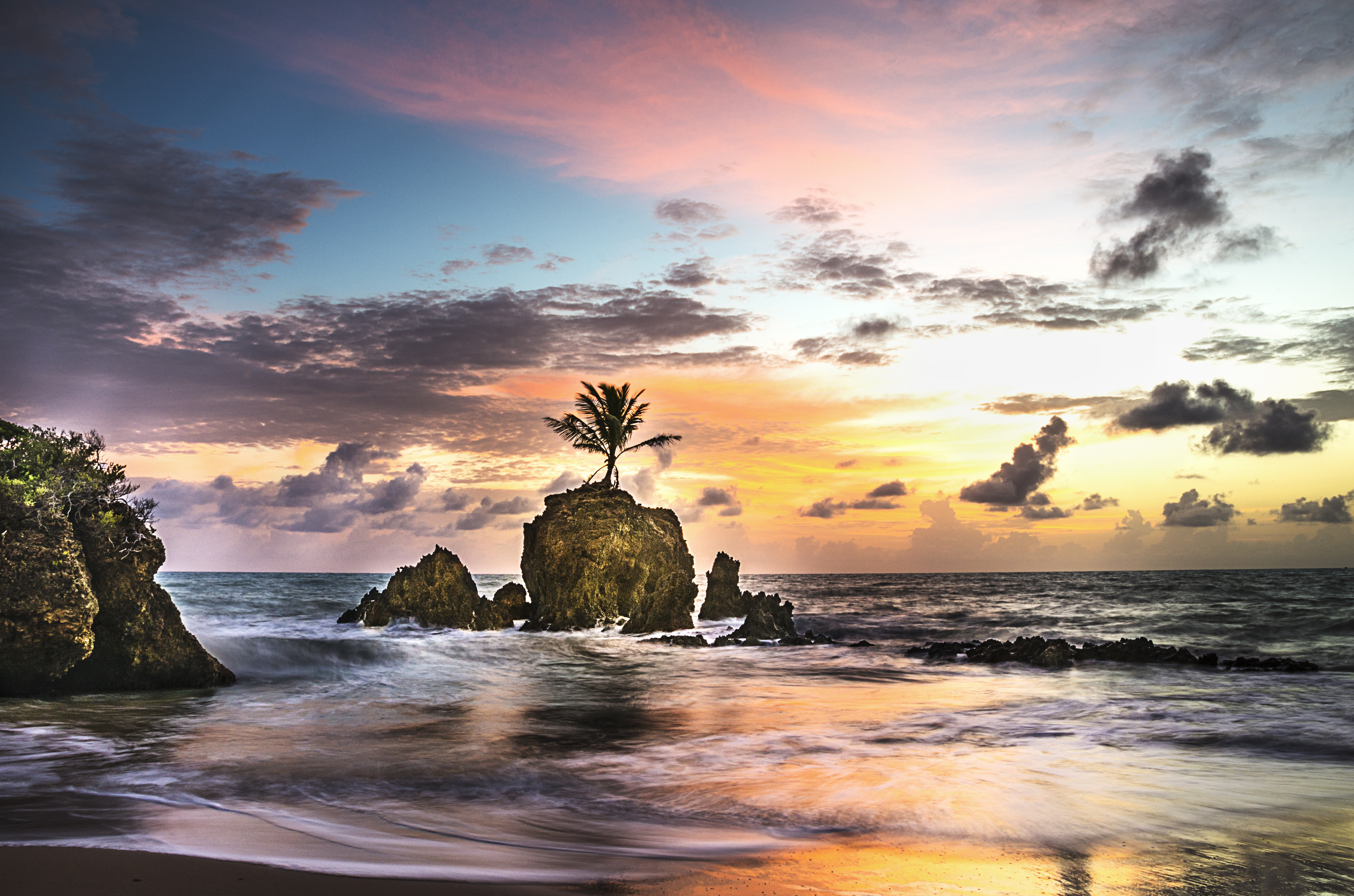 tambaba Praia de Tambaba sedia Torneio Open de Surf Naturista neste fim de semana — Governo da Paraíba
