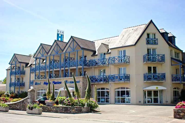 Visit AIGUE MARINE Htel *** Restaurant in Trguier | Live the World
